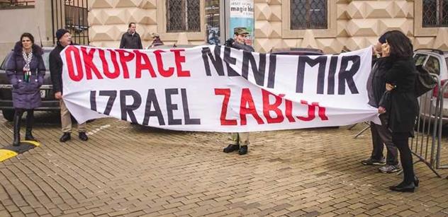 V Praze proběhly dvě protestní akce proti návštěvě Liebermana v ČR